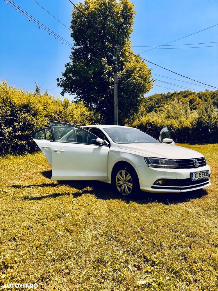 Volkswagen Jetta 1.2 TSI Comfortline - 5