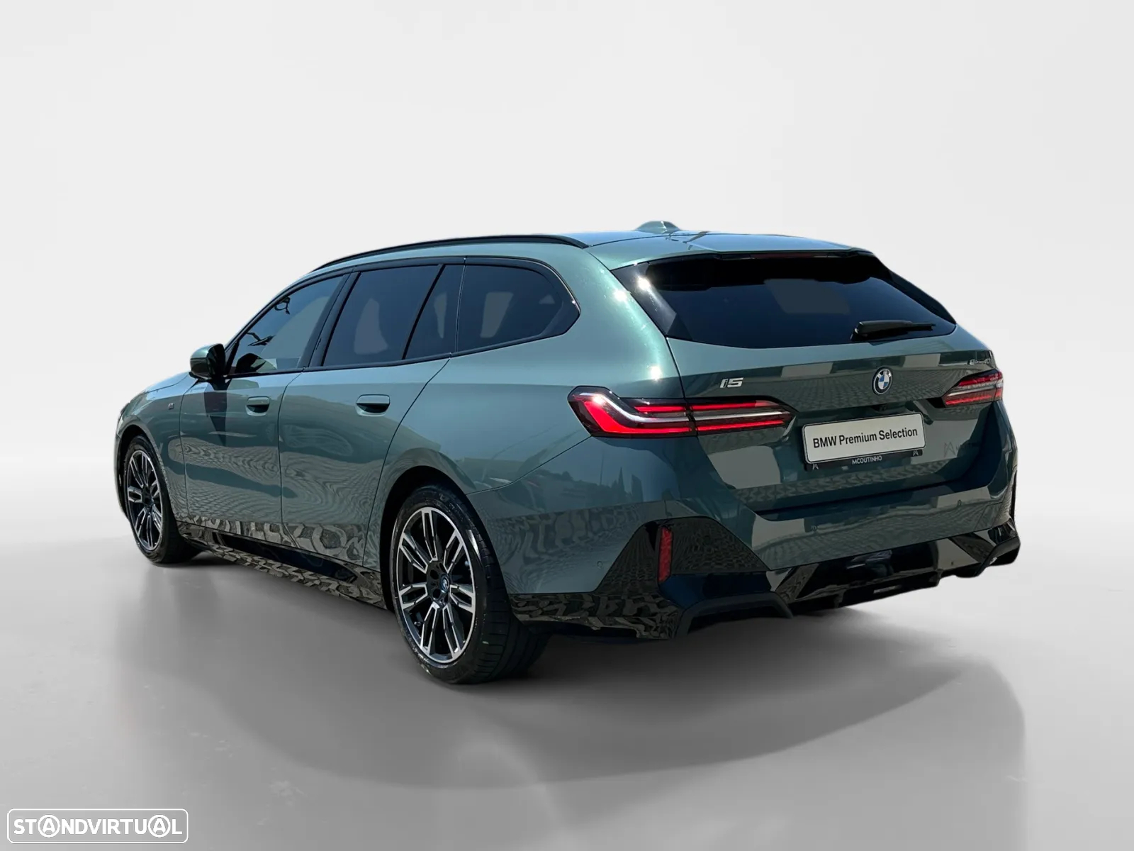 BMW i5 Touring eDrive40 - 4