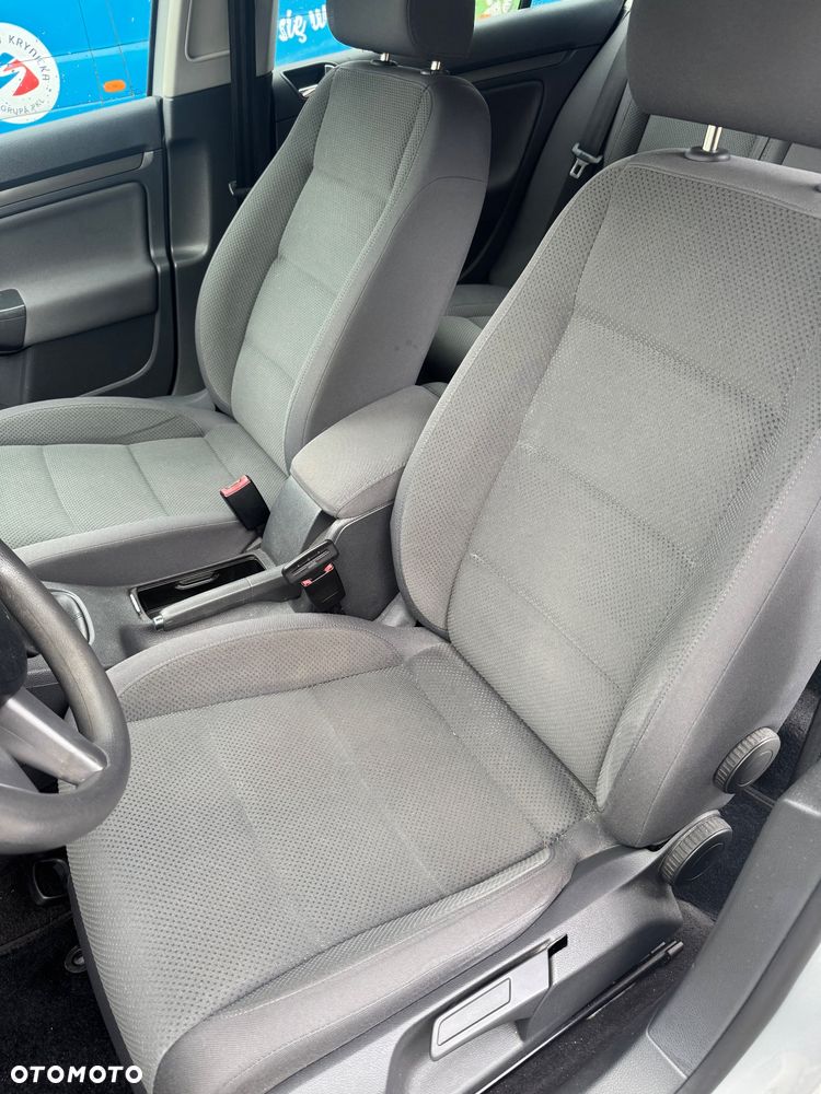 Volkswagen Golf - 12