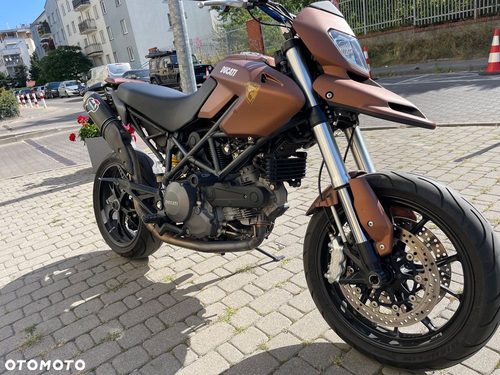 Ducati Hypermotard - 13