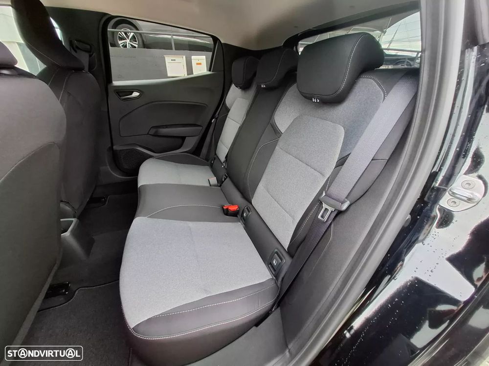 Mitsubishi Colt - 14