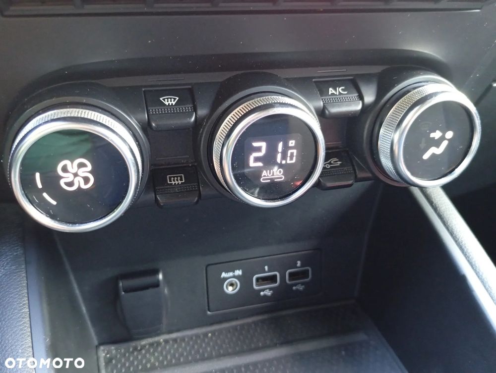 Renault Captur TCe 155 EDC GPF INTENS - 14
