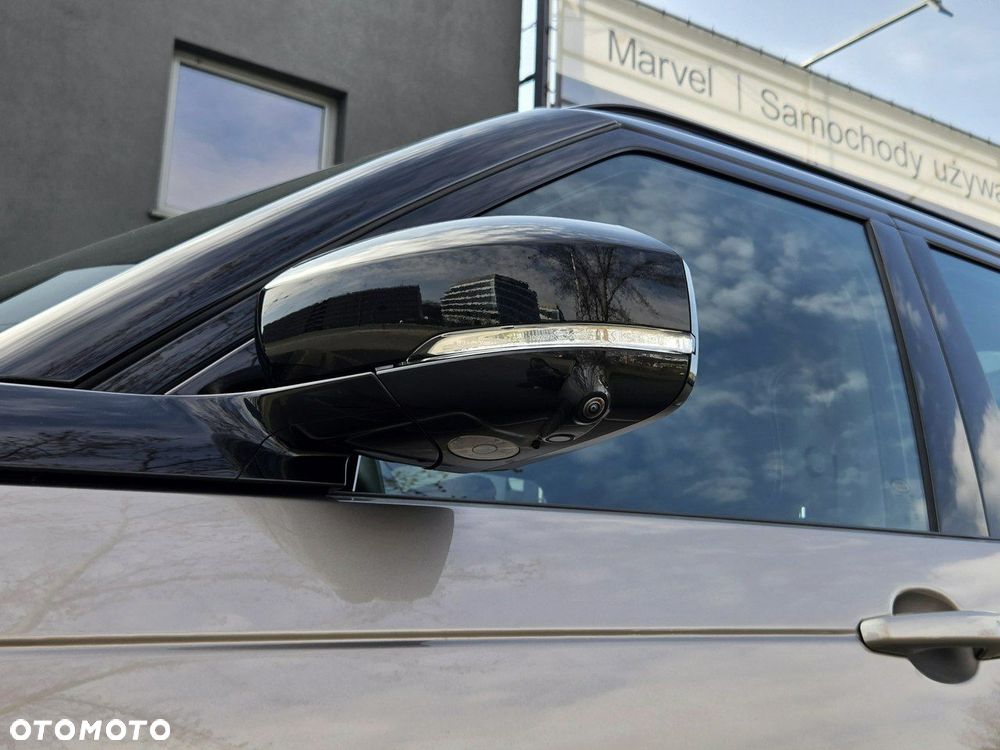 Land Rover Discovery - 19