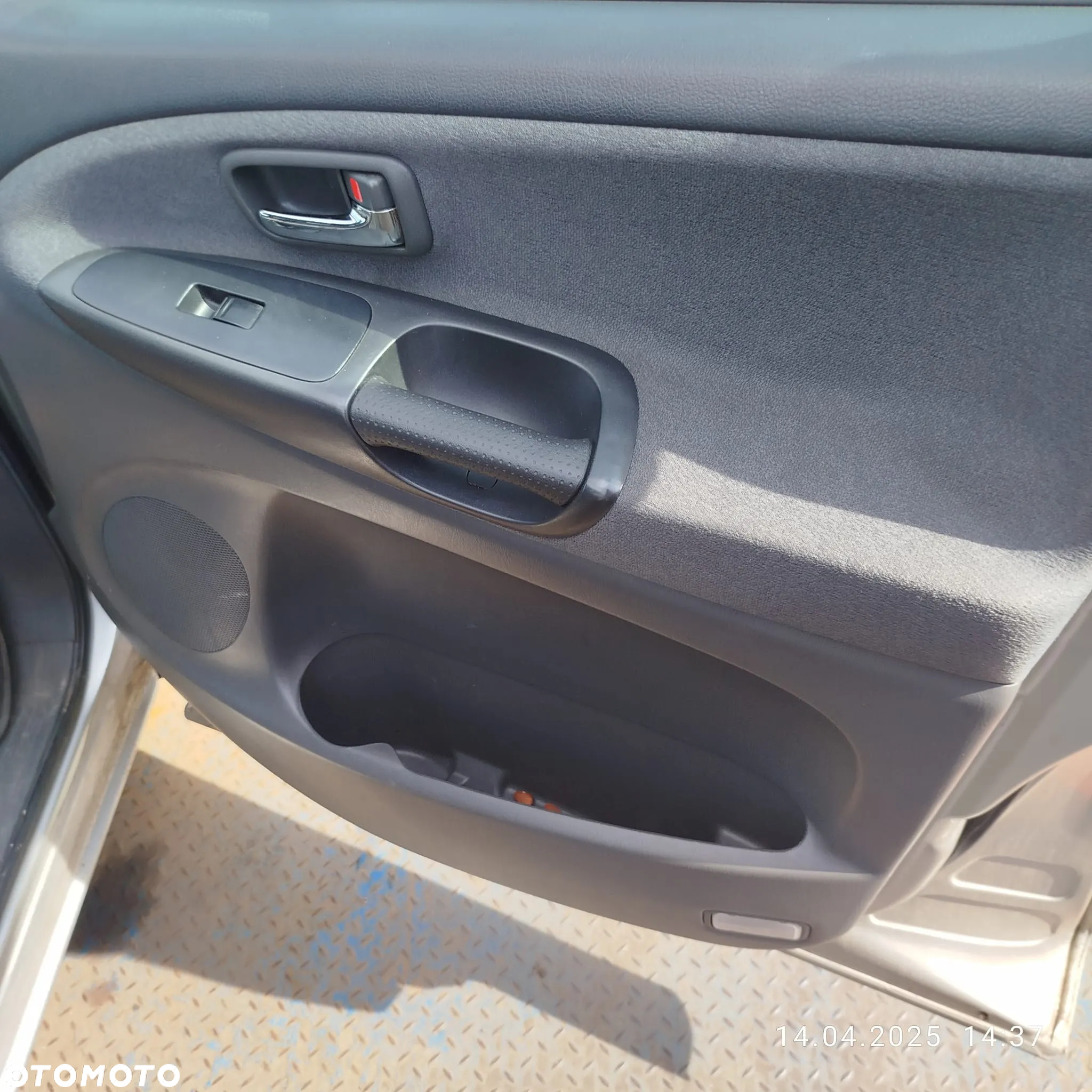 Toyota Previa na części . - 7