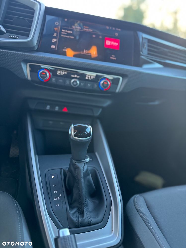 Audi A1 Sportback 25 TFSI S tronic S line - 9