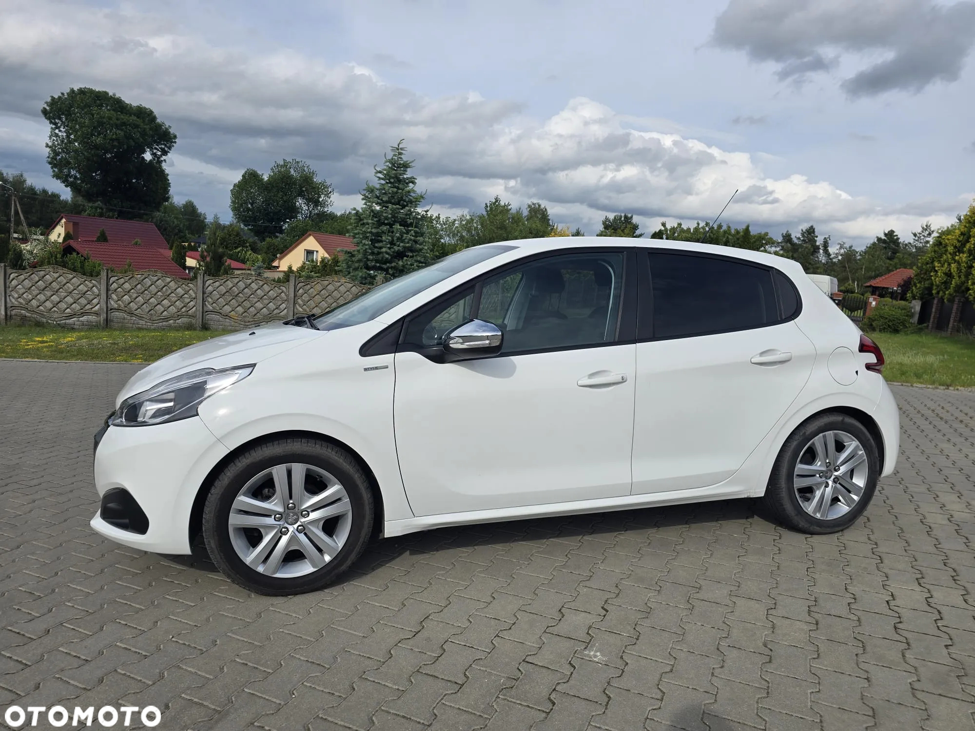 Peugeot 208 1.2 PureTech Style - 3