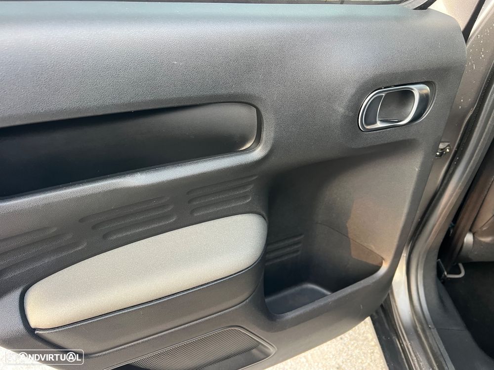 Citroën C4 Cactus 1.2 PureTech Shine Pack - 18