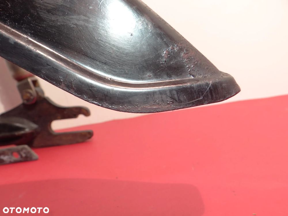 Honda CB750  FOUR WAHACZ  OSŁONA ŁAŃCUCHA AMORTYZATORY H079 - 5