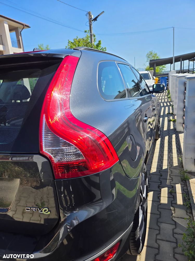 Volvo XC 60 DRIVe Momentum - 5