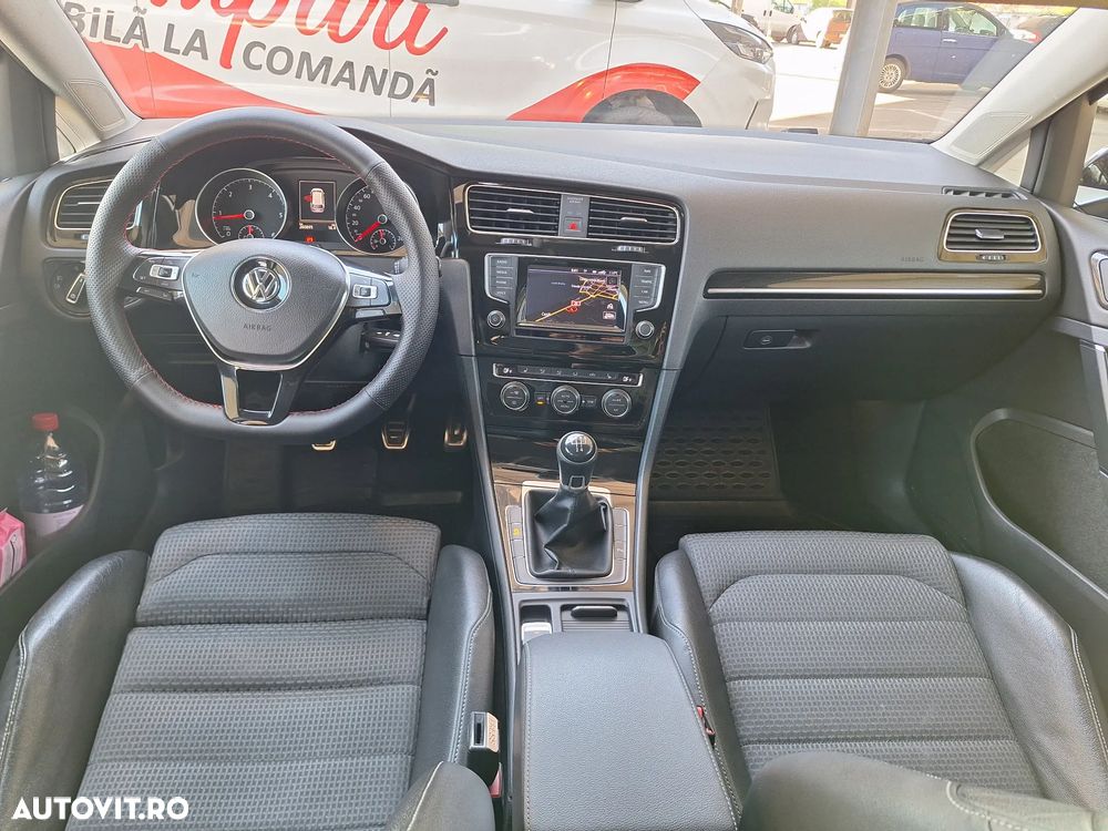 Volkswagen Golf 1.6 TDI DPF BMT Highline - 14