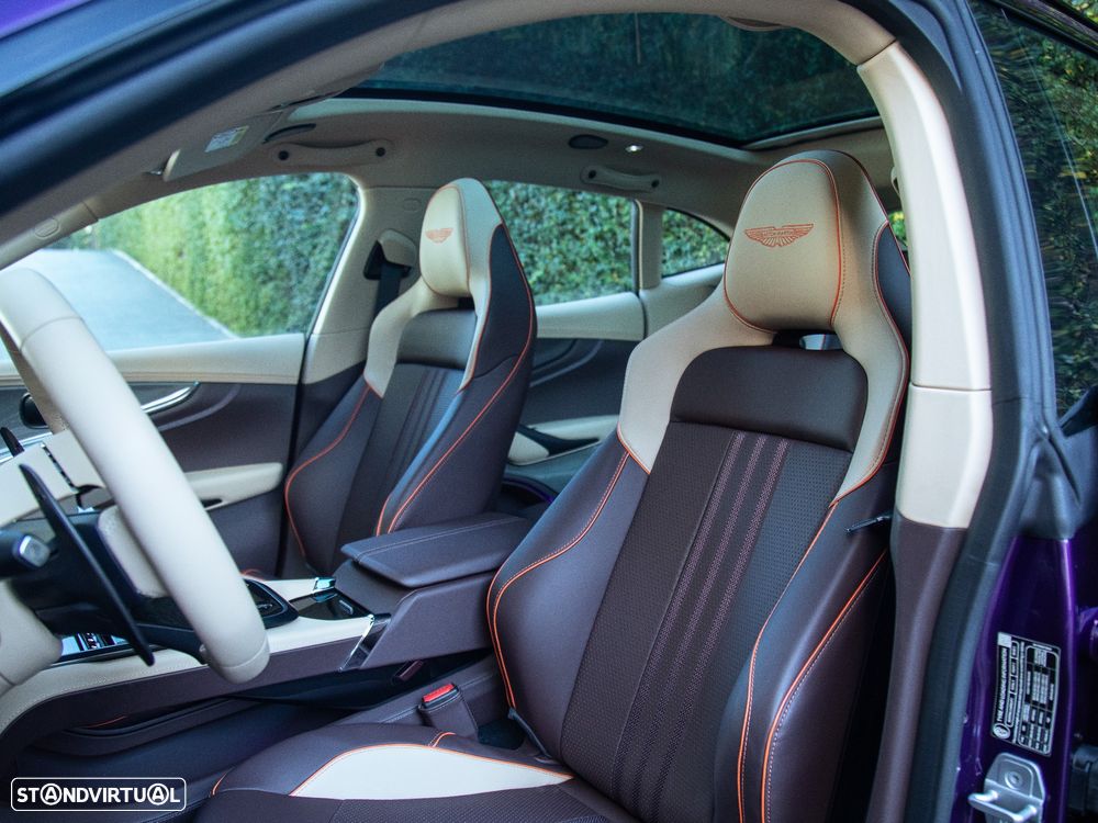 Aston Martin DBX 707 - 22