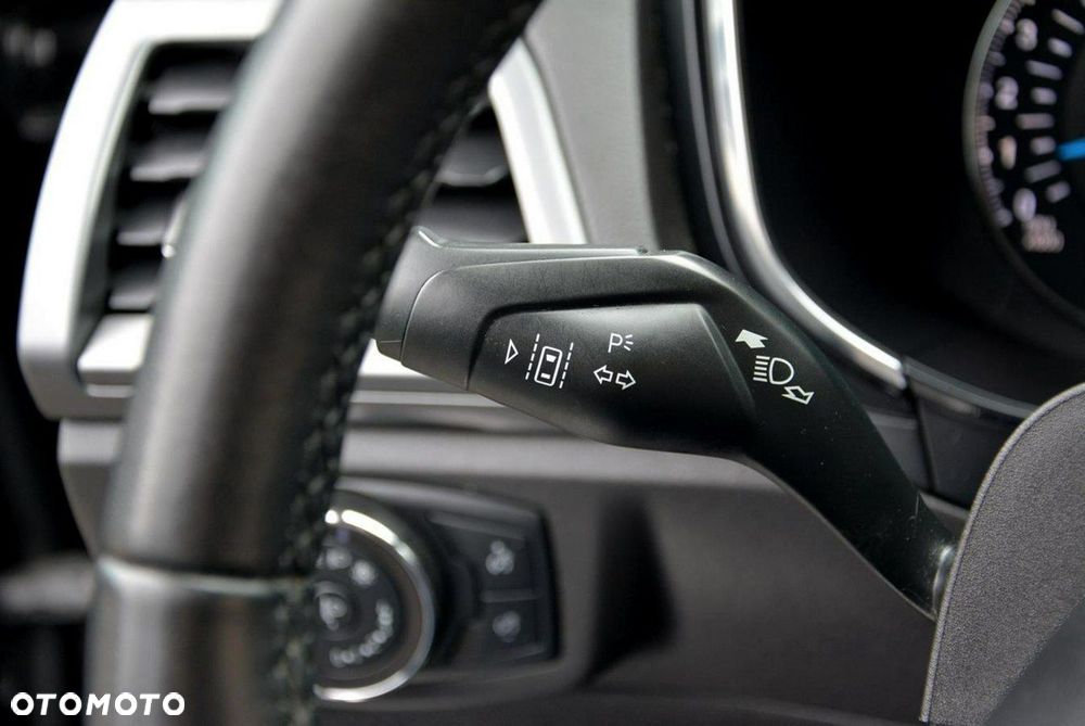 Ford Mondeo - 30