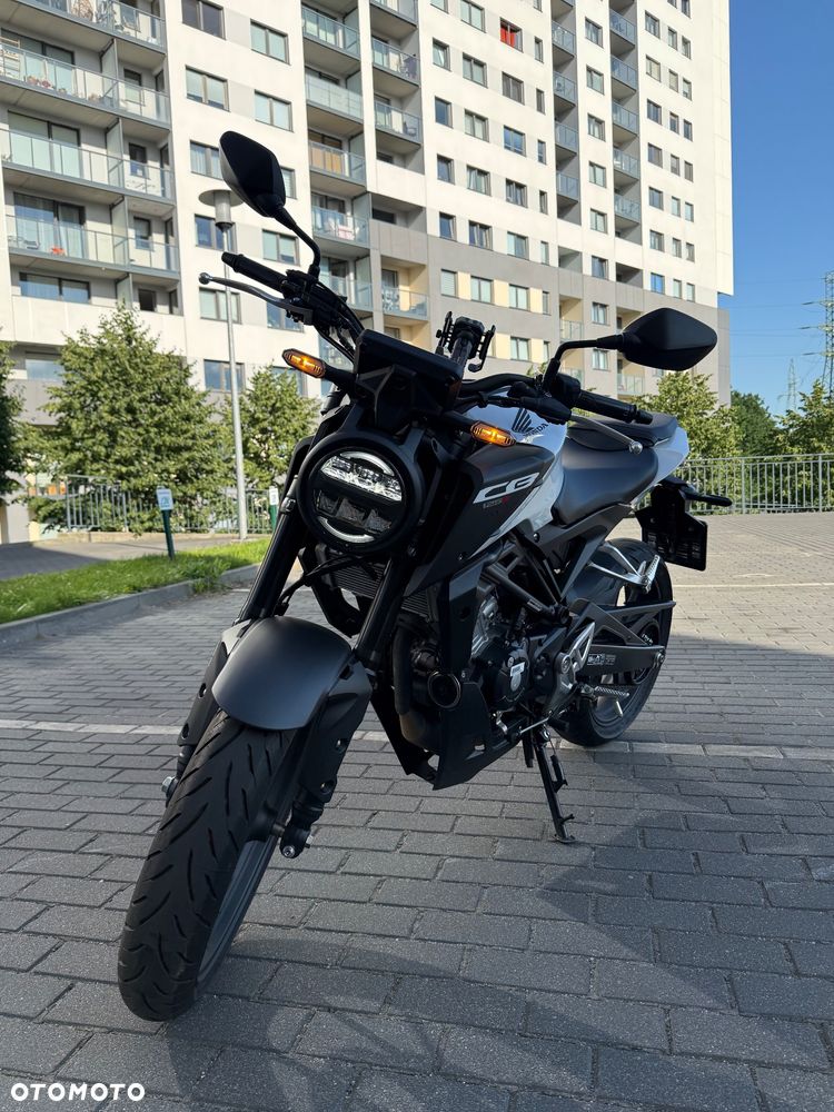 Honda CB - 9