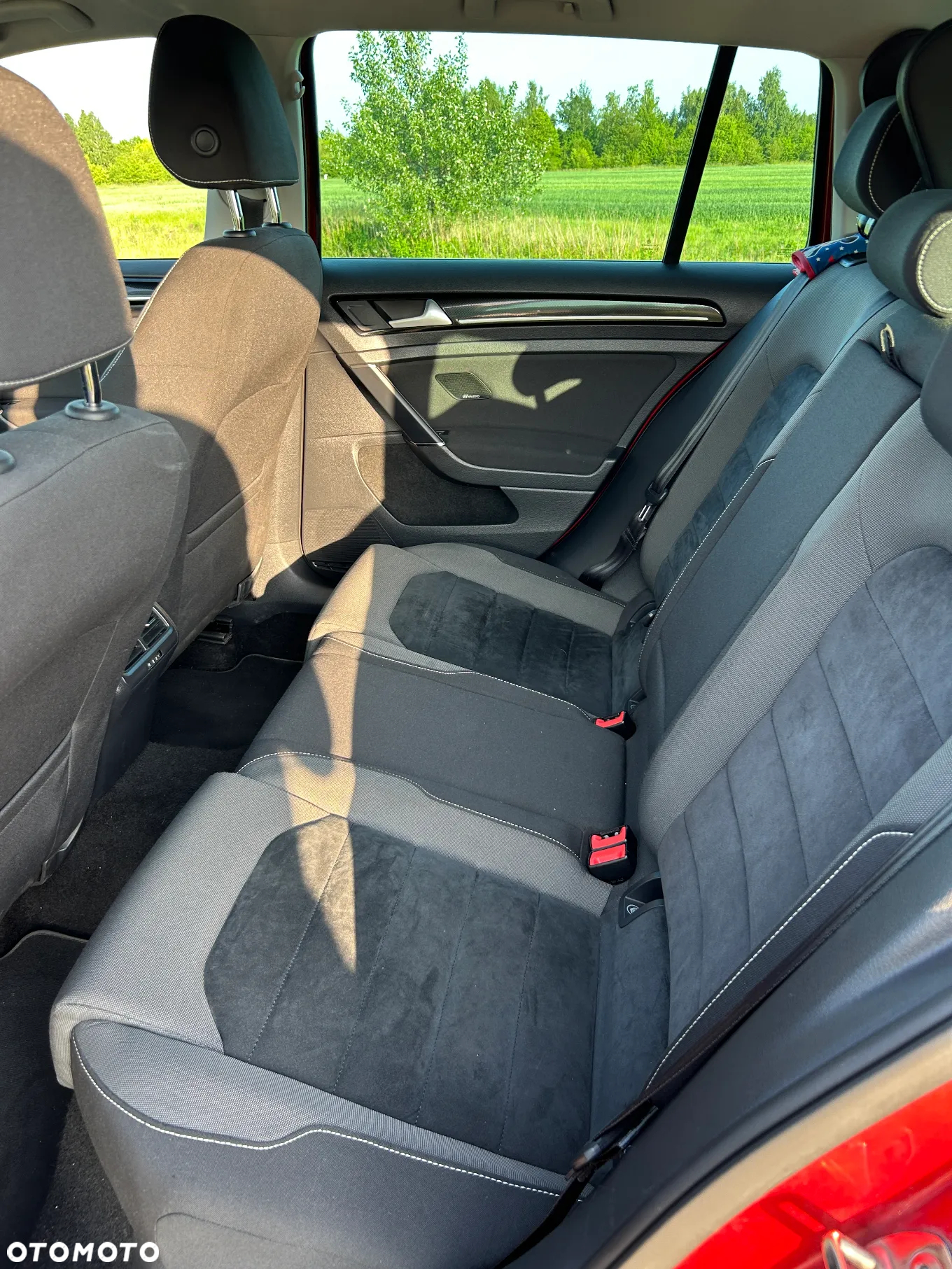 Volkswagen Golf VII 1.4 TSI BMT Highline DSG - 9