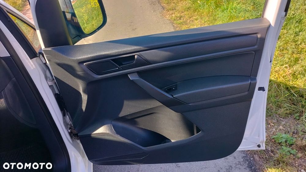 Volkswagen Caddy - 17