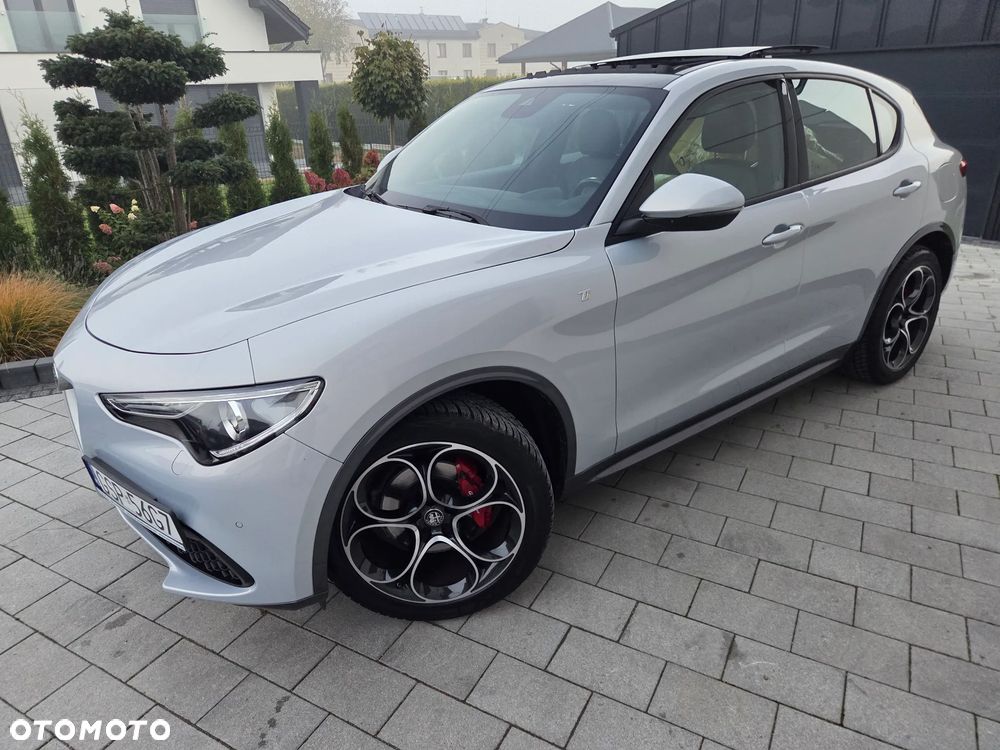 Alfa Romeo Stelvio 2.0 Turbo TI Q4 - 32