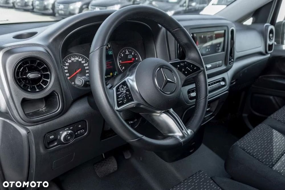 Mercedes-Benz Vito - 13