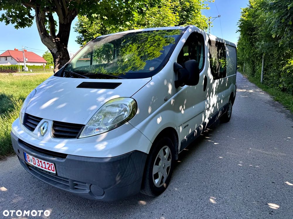 Opel vivaro - 2
