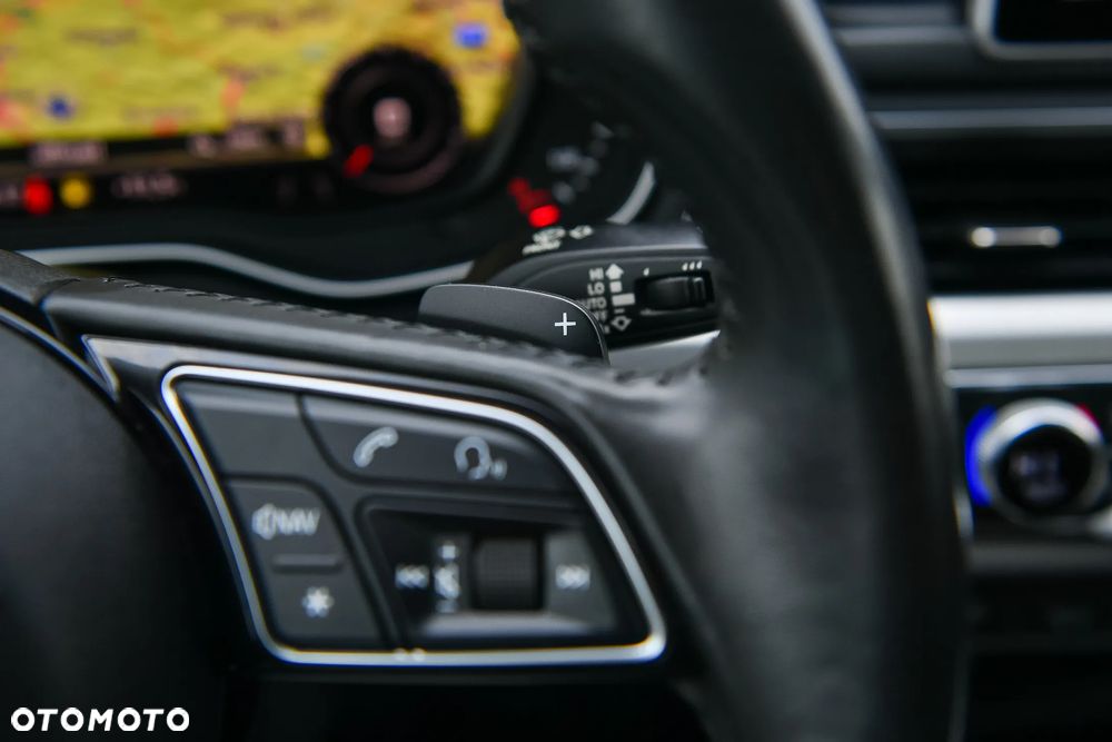 Audi A4 Avant 40 TDI quattro S tronic - 35