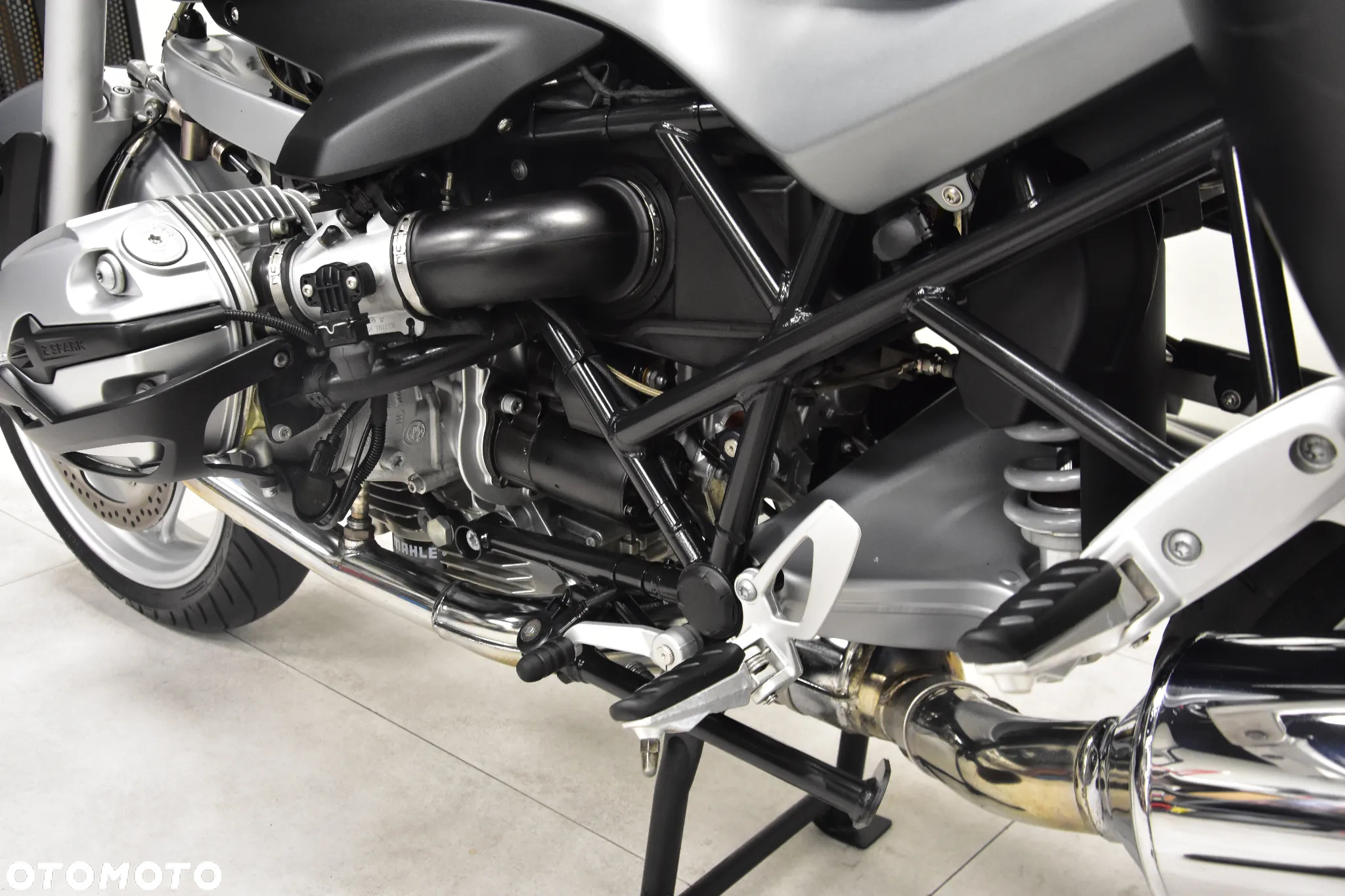 BMW R - 24