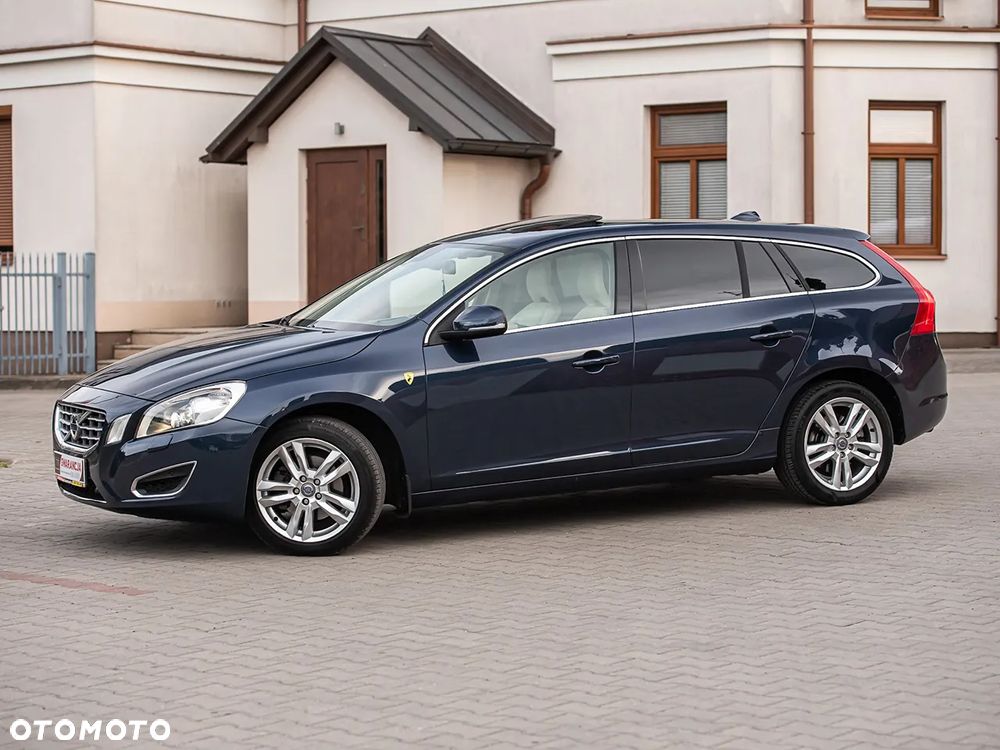 Volvo V60 D3 Summum - 8