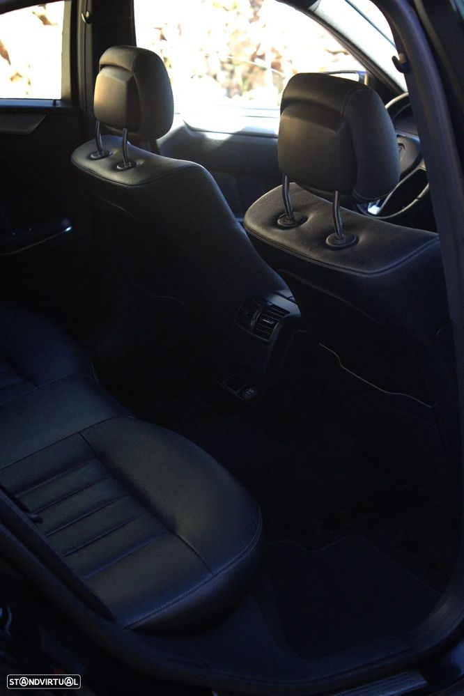 Mercedes-Benz E 220 BlueTEC BE Edition Auto. - 30