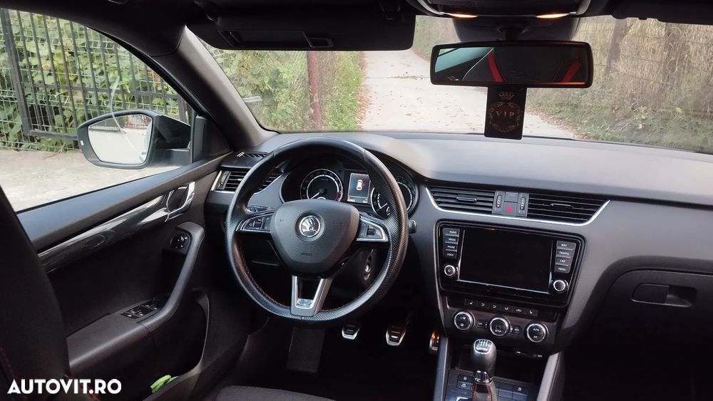 Skoda Octavia 2.0 TDI (Green tec) RS - 18