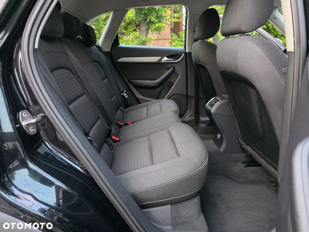 Audi Q3 - 17