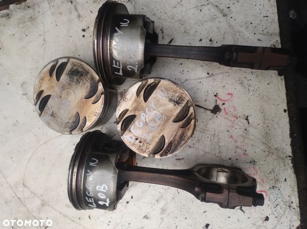 Subaru LEGACY IV 2,0b tłok korbowód - 1