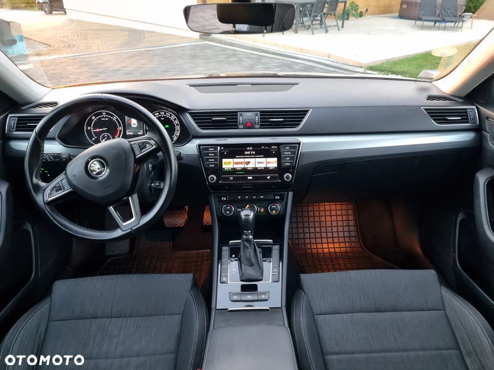 Skoda Superb 1.6 TDI DSG Style - 6