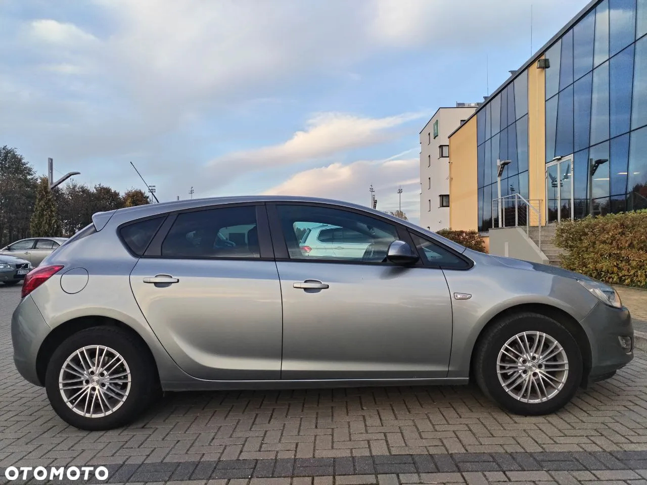 Opel Astra 1.4 EcoFLEX Selection - 4