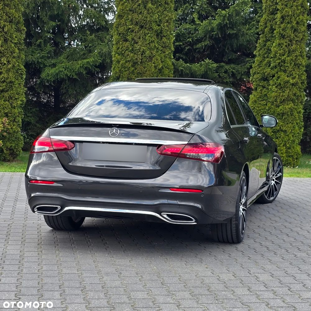 Mercedes-Benz Klasa E 220 d T 9G-TRONIC AMG Line - 15