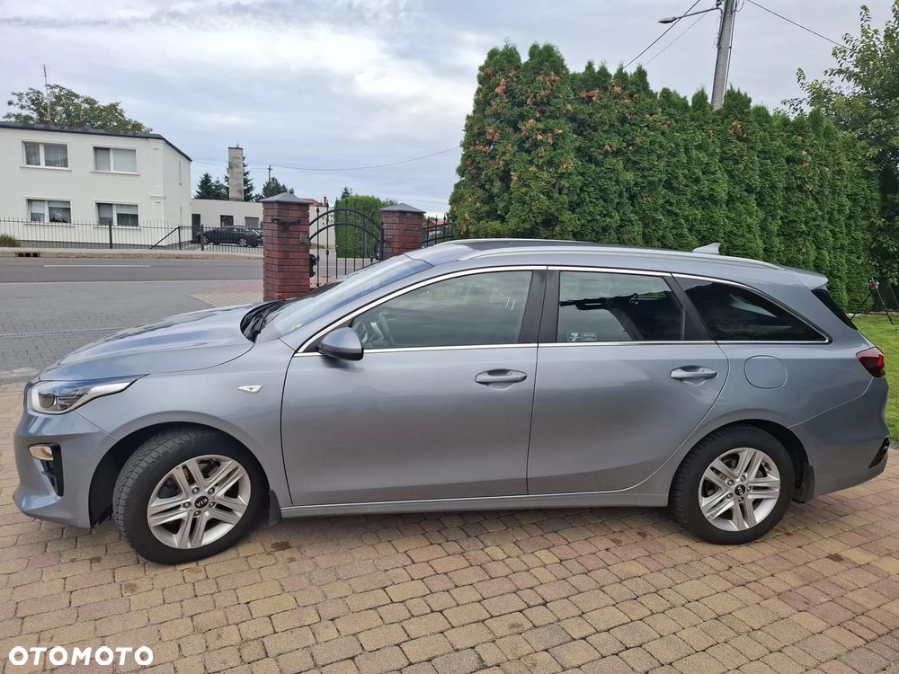Kia Ceed 1.6 CRDi mHEV M - 5
