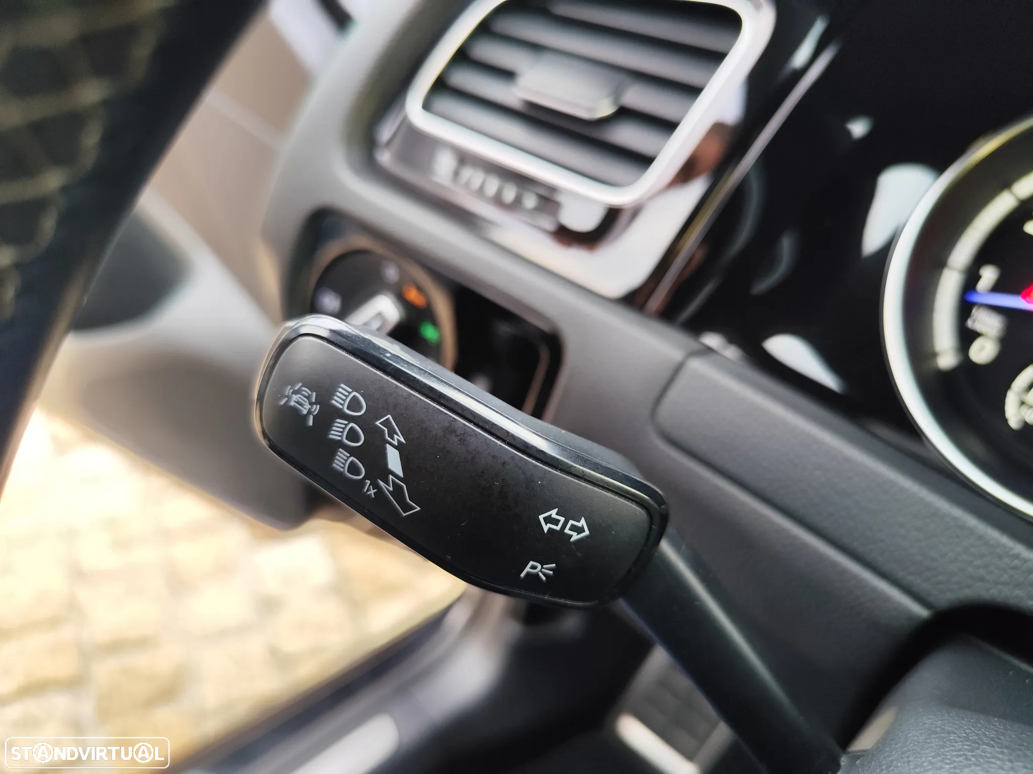 VW Golf 2.0 TSi R DSG - 14