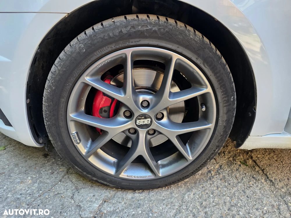 Skoda Octavia 2.0 TDI DSG 4X4 RS - 11