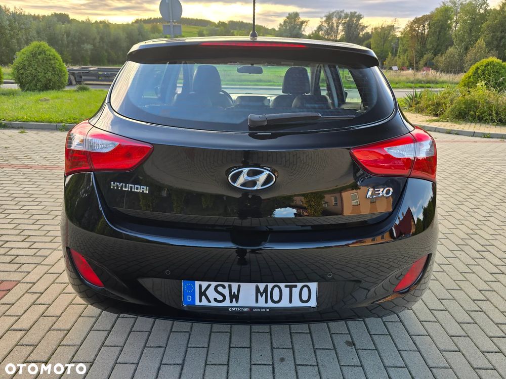 Hyundai i30 1.4 Premium - 8
