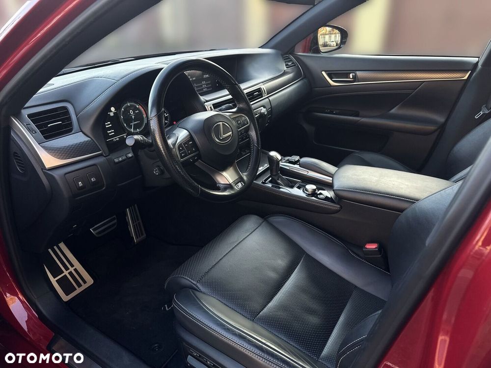 Lexus GS - 15