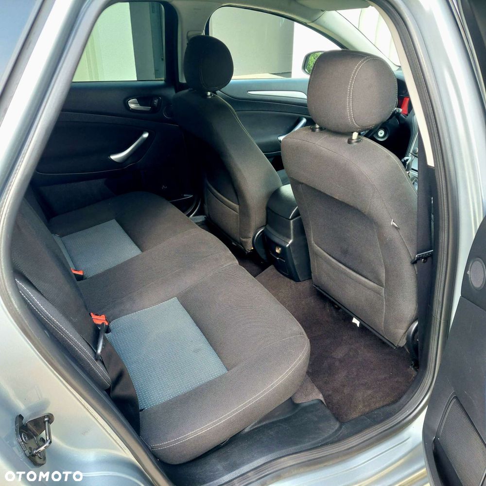 Ford Mondeo 2.0 Trend X - 15