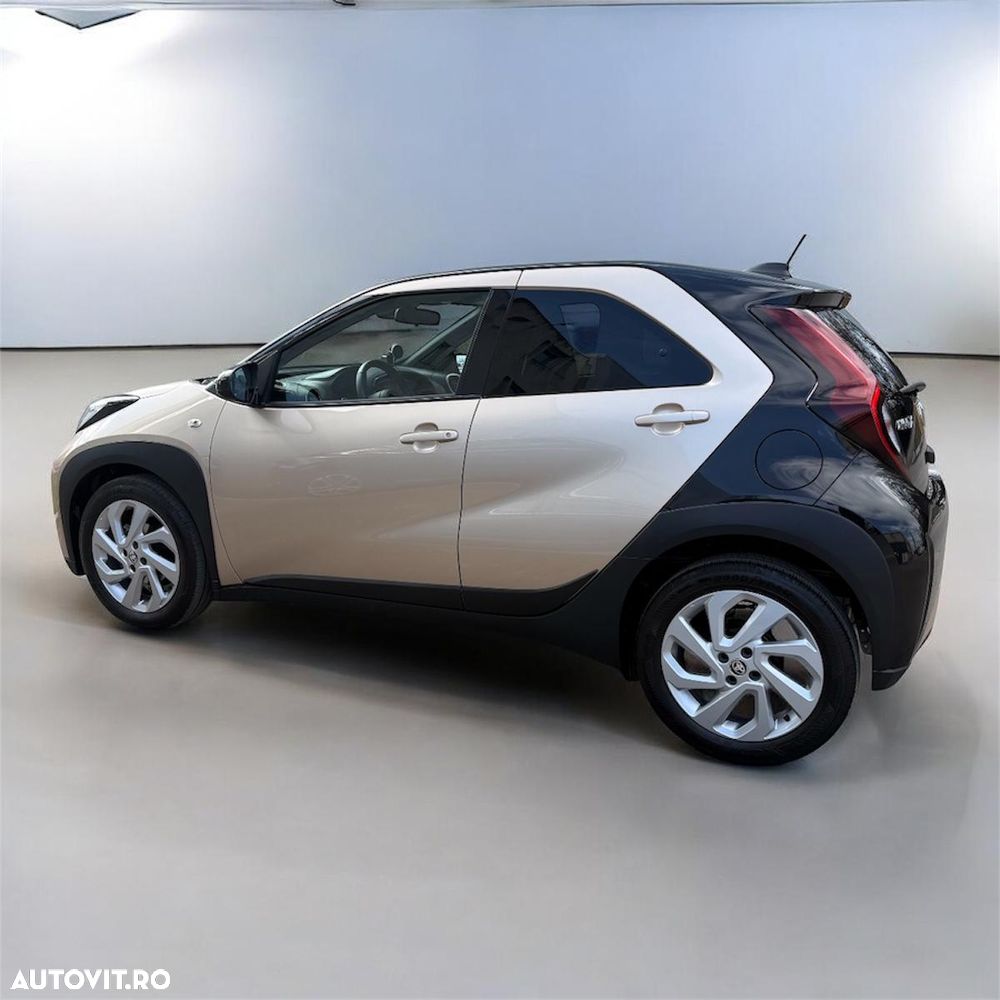 Toyota Aygo X 1.0l CVT Dynamic - 4