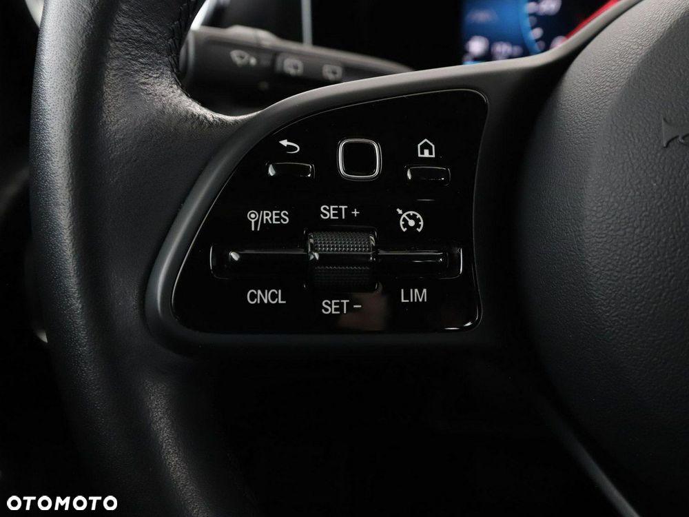 Mercedes-Benz CLA 180 d 7G-DCT - 31