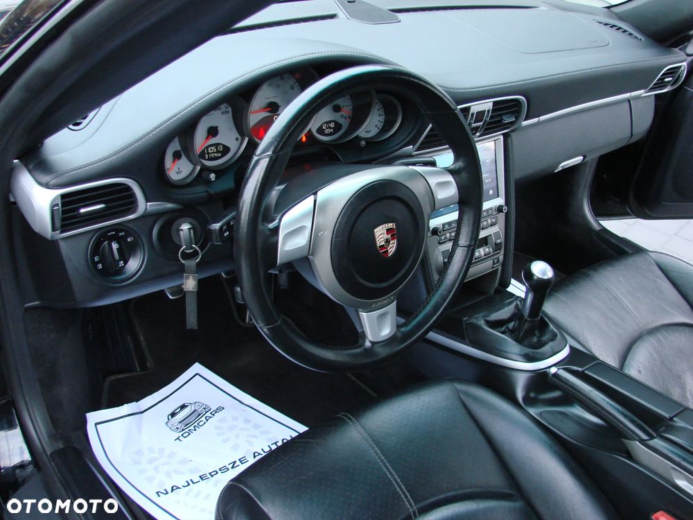 Porsche 911 Carrera 4 S - 19