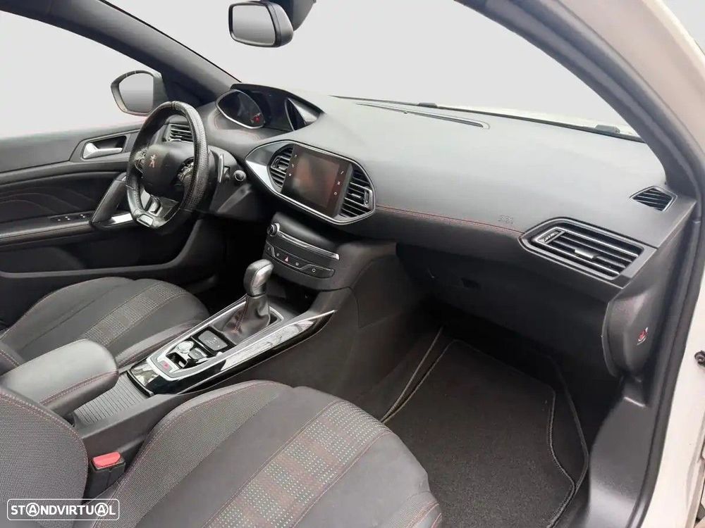 Peugeot 308 1.2 PureTech GT Line EAT6 - 4