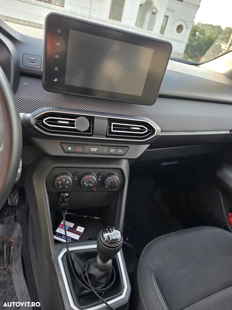 Dacia Sandero TCe 90 MT5 City - 10