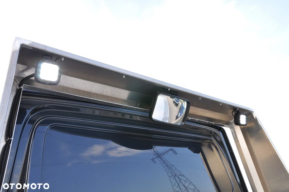 Mercedes-Benz Sprinter - 6