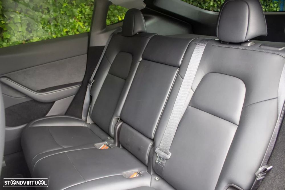 Tesla Model Y Performance Tração Integral - 14