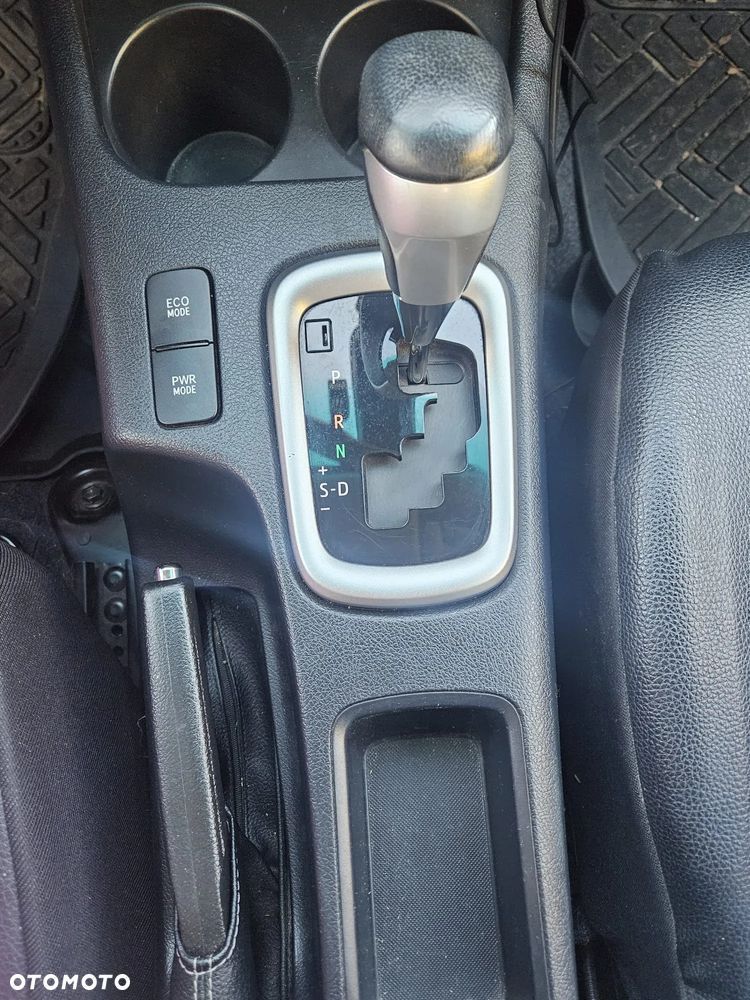 Toyota Hilux 2.4 D-4D Double Cab SR5 4x4 - 8