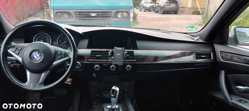 BMW Seria 5 520d Edition Lifestyle - 8