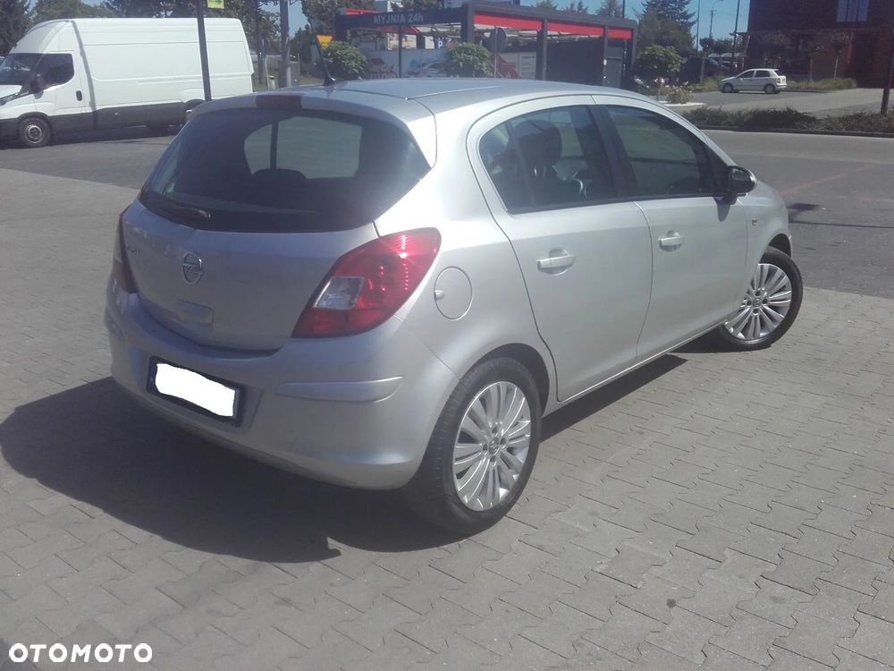 Opel Corsa - 18
