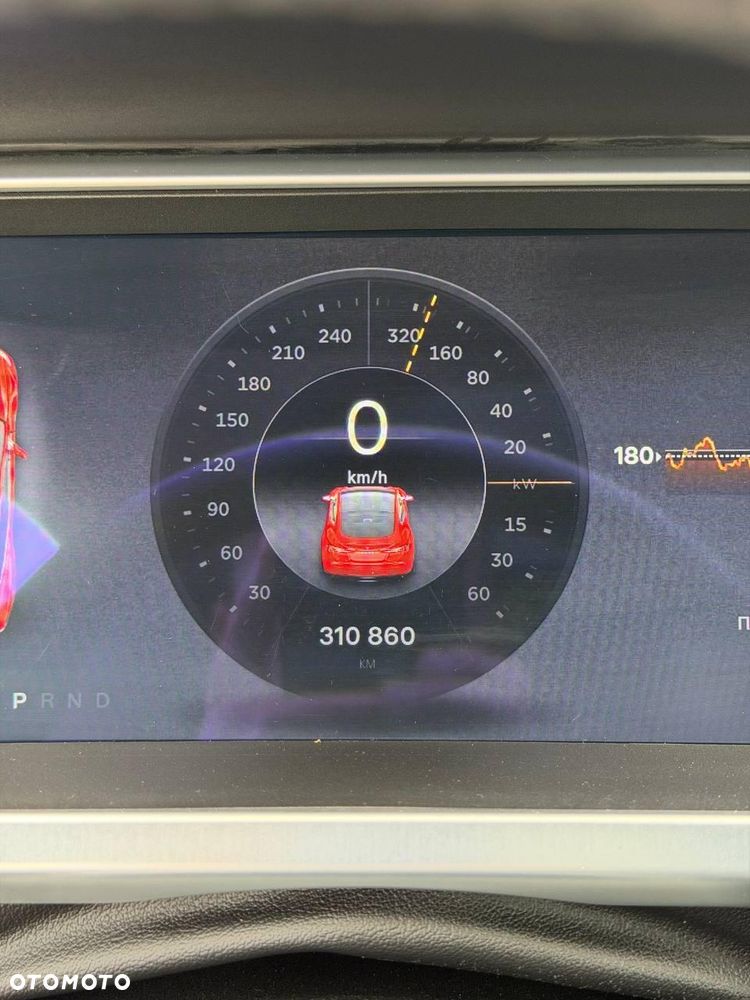 Tesla Model S - 14