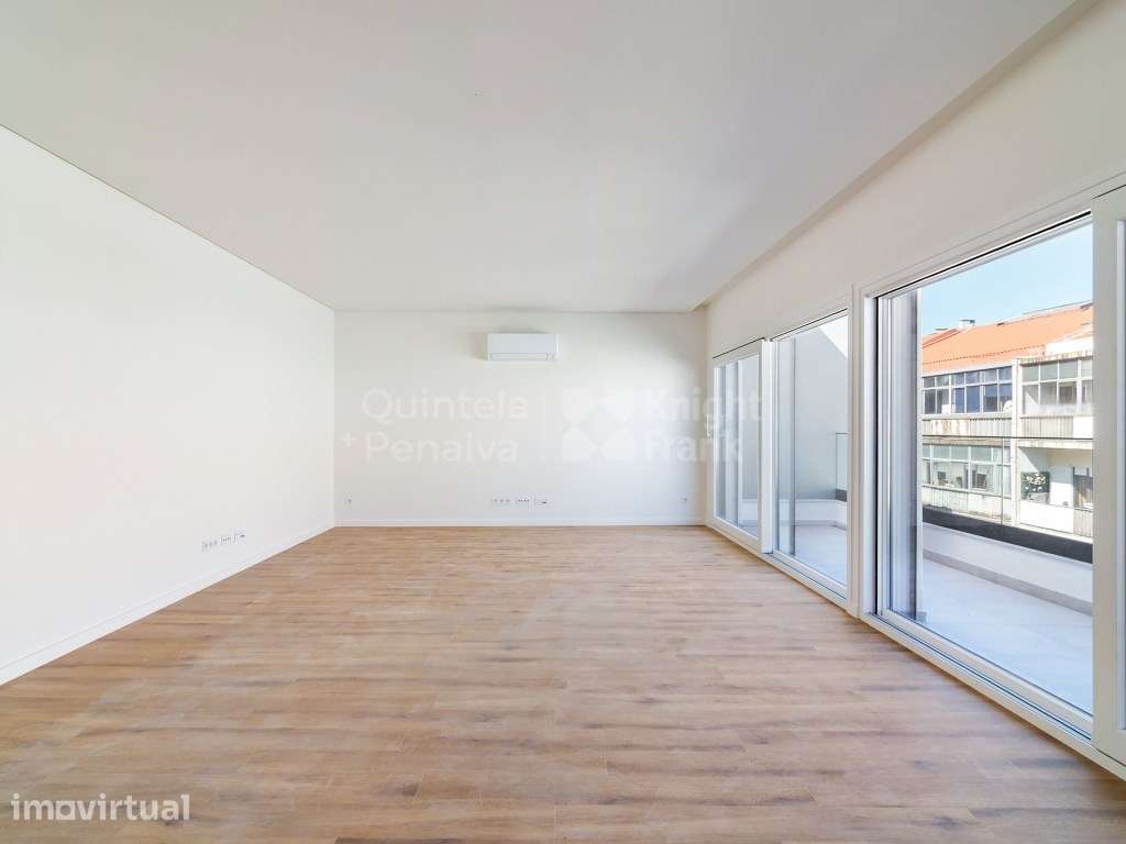 Apartamento T4 com garagem para venda em Cacilhas - Grande imagem: 3/25